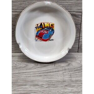 Vintage NASCAR RICHARD PETTY THE KING ASHTRAY